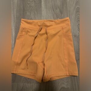 Offline by Aerie‎ Goals Pocket 4” Shorts Size M